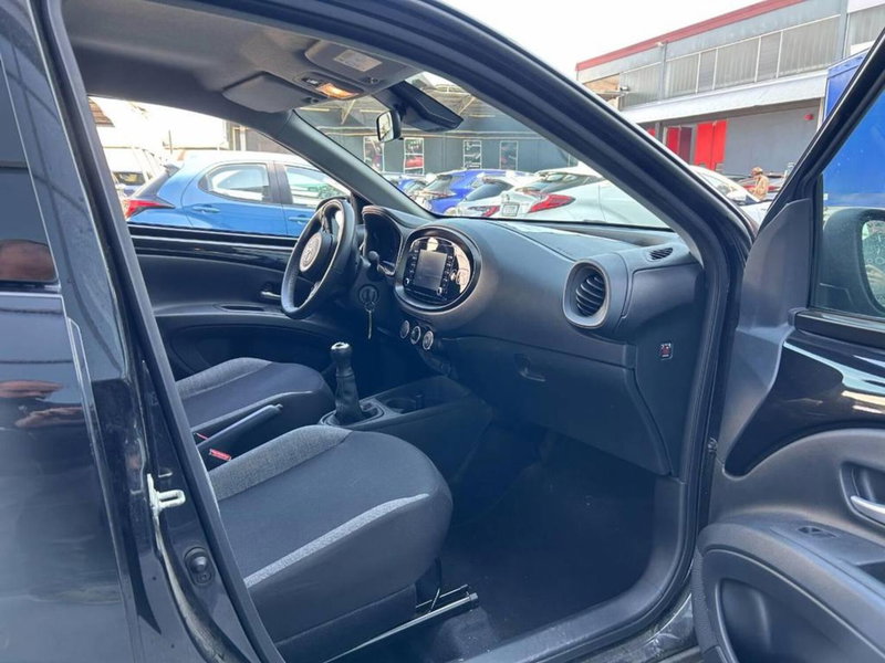 Toyota Aygo X usata a Torino (8)