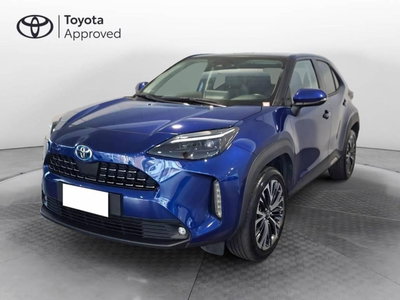 Toyota Yaris Cross 1.5 Hybrid 5p. E-CVT AWD-i Lounge del 2022 usata a Torino