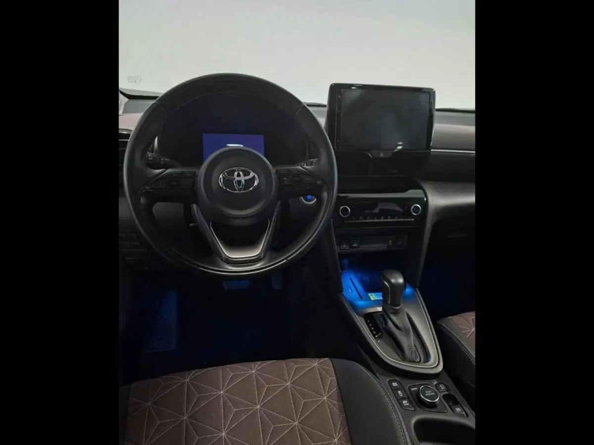 Toyota Yaris Cross usata a Torino (10)