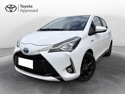 Toyota Yaris 1.5 Hybrid 5 porte Lounge Blue del 2019 usata a Torino