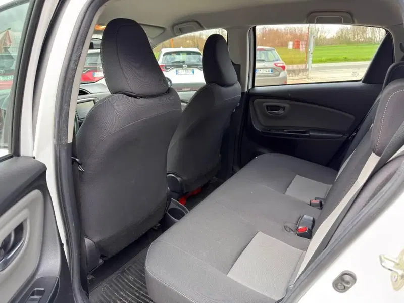 Toyota Yaris usata a Torino (12)