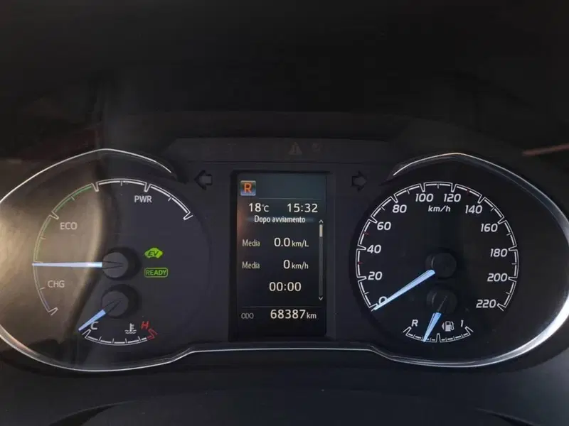 Toyota Yaris usata a Torino (8)