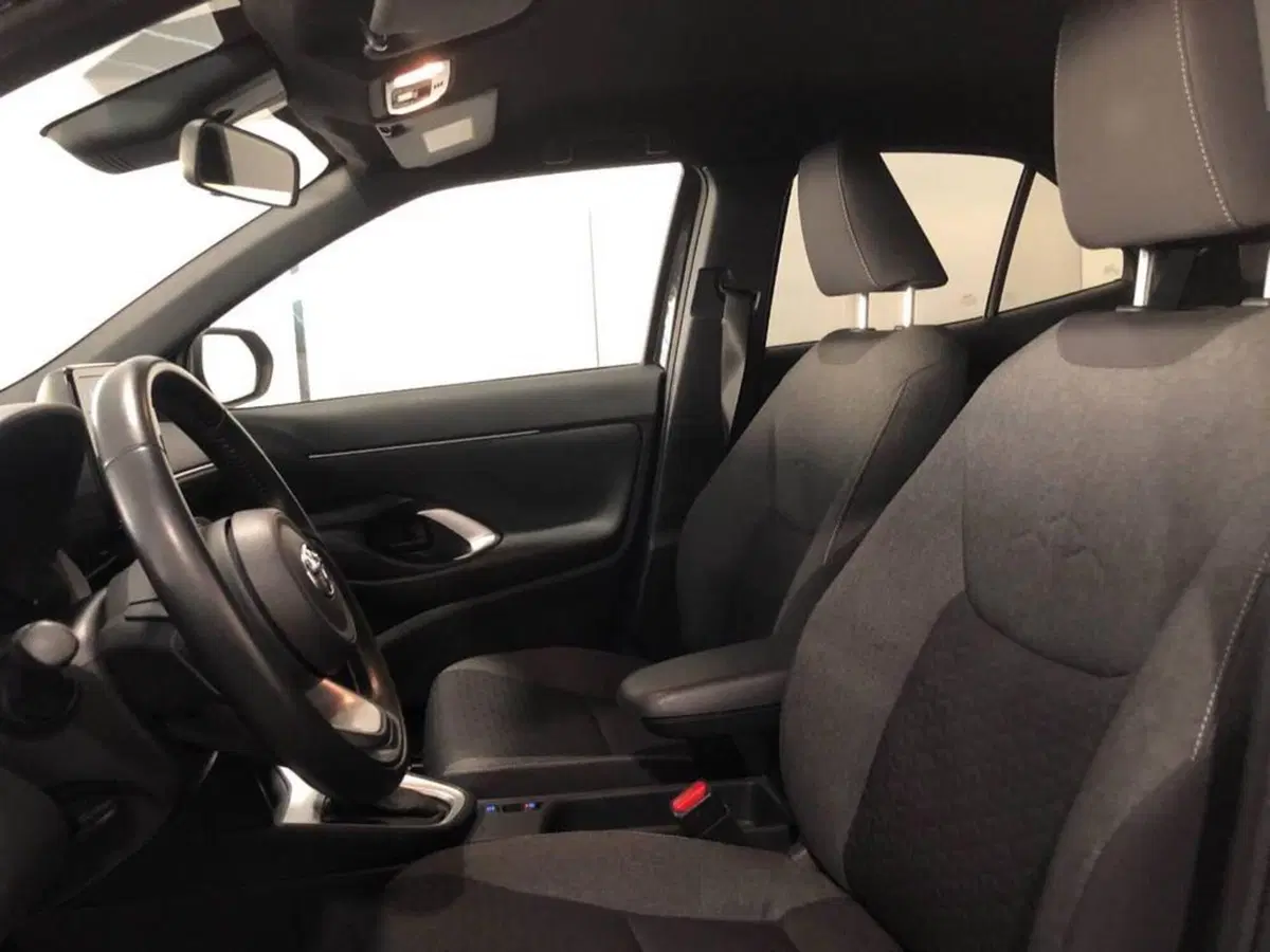 Toyota Yaris Cross usata a Torino (13)