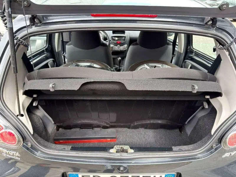 Toyota Aygo usata a Torino (12)
