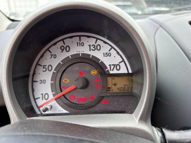 Toyota Aygo usata a Torino (8)