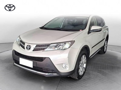 Toyota Rav4 D-4D 4WD Lounge del 2014 usata a Torino