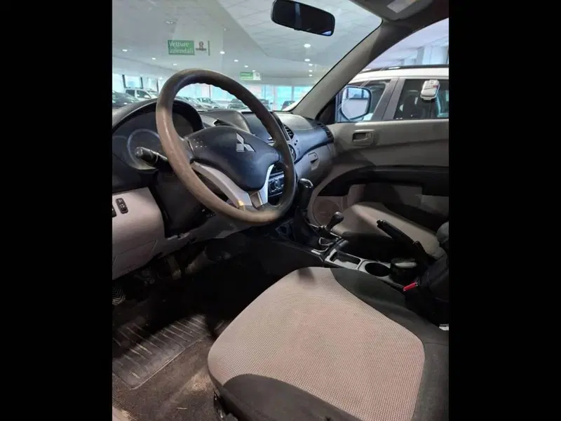 Mitsubishi L200 usata a Torino (10)