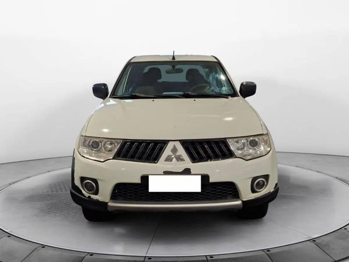 Mitsubishi L200 usata a Torino (2)