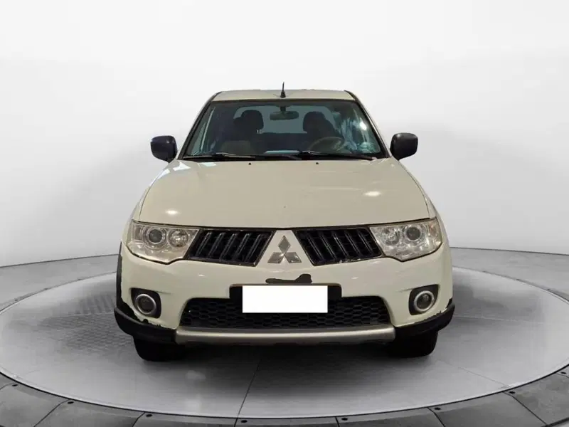 Mitsubishi L200 usata a Torino (2)