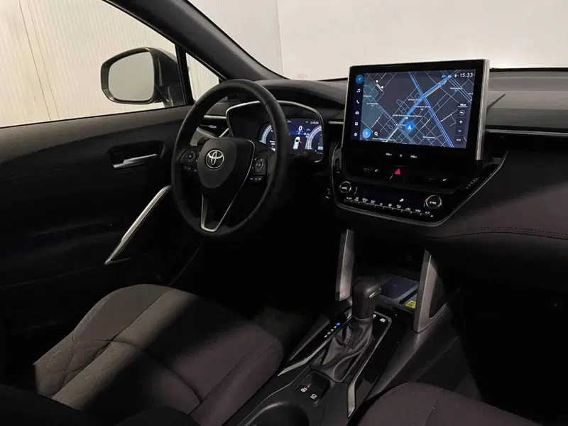 Toyota Corolla Cross Hybrid usata a Torino (11)