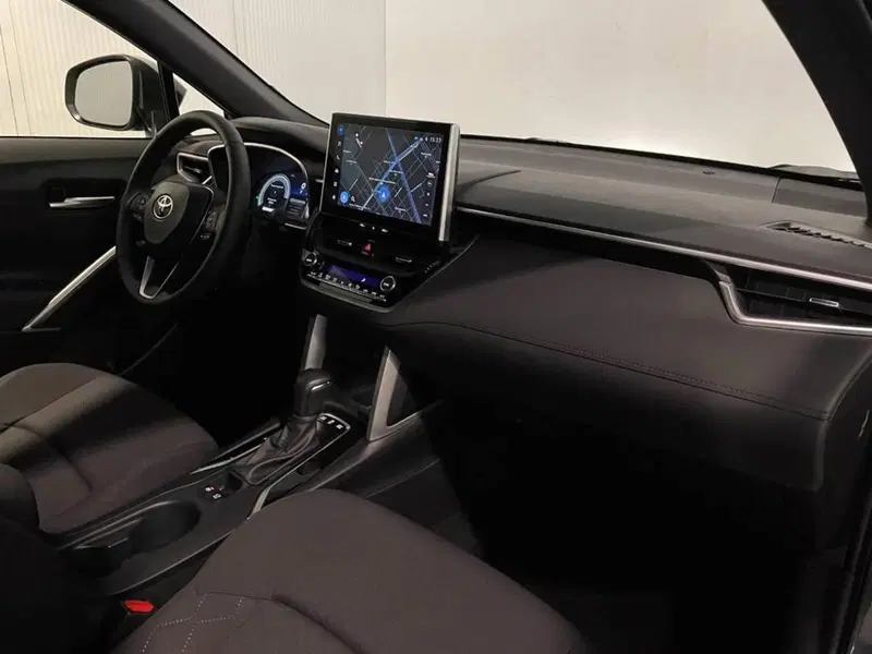 Toyota Corolla Cross Hybrid usata a Torino (13)