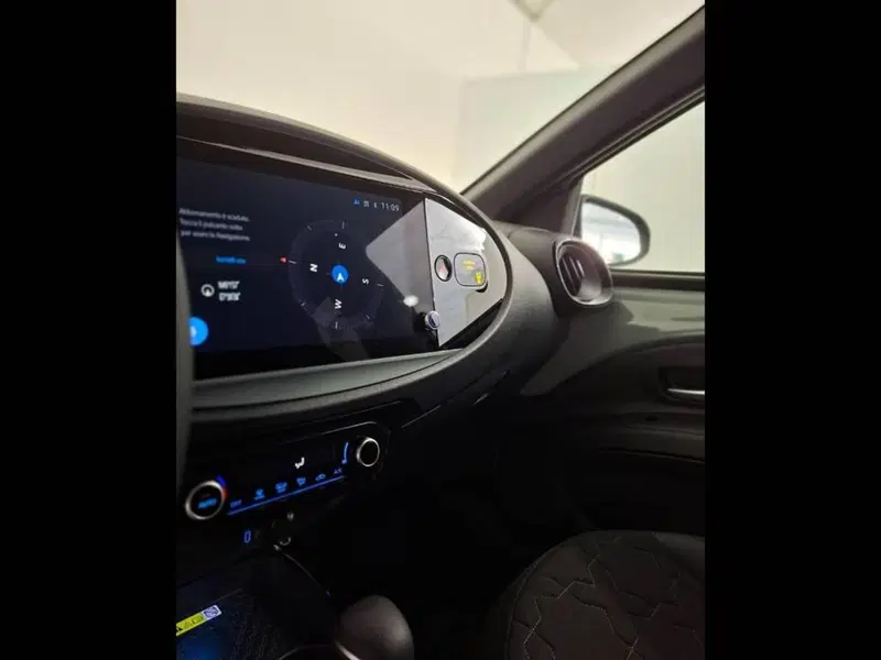 Toyota Aygo X usata a Torino (8)