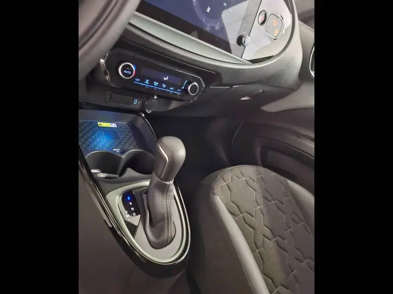 Toyota Aygo X usata a Torino (9)