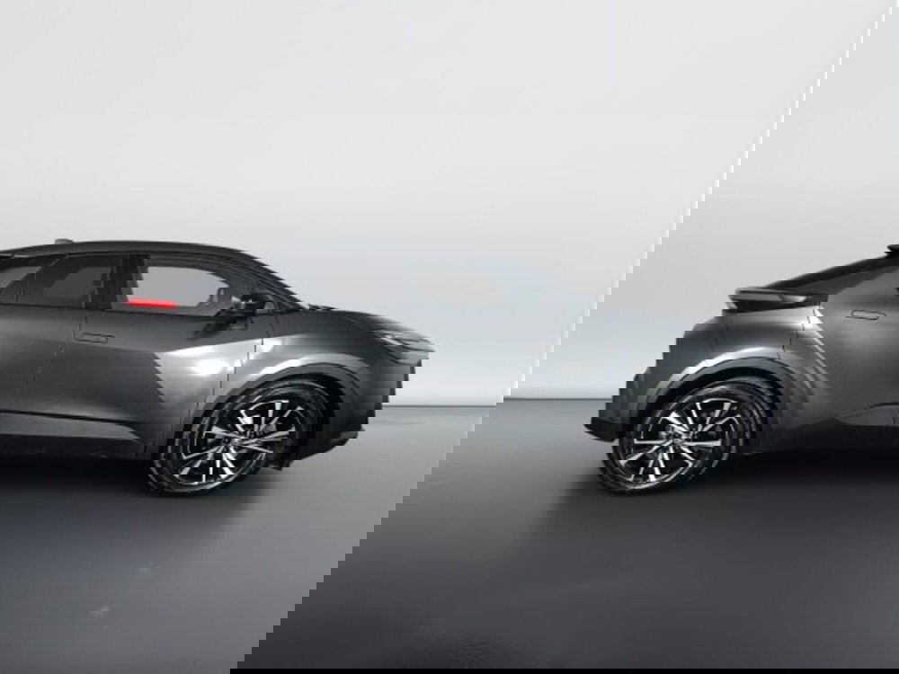 Toyota Toyota C-HR usata a Teramo (4)