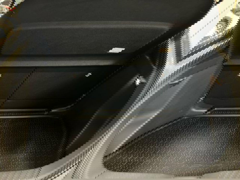 Toyota Toyota C-HR usata a Vercelli (11)