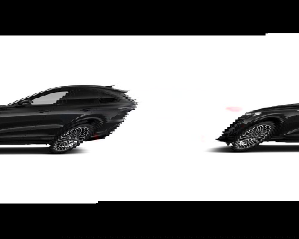 Audi Q5 Sportback nuova a Treviso (3)