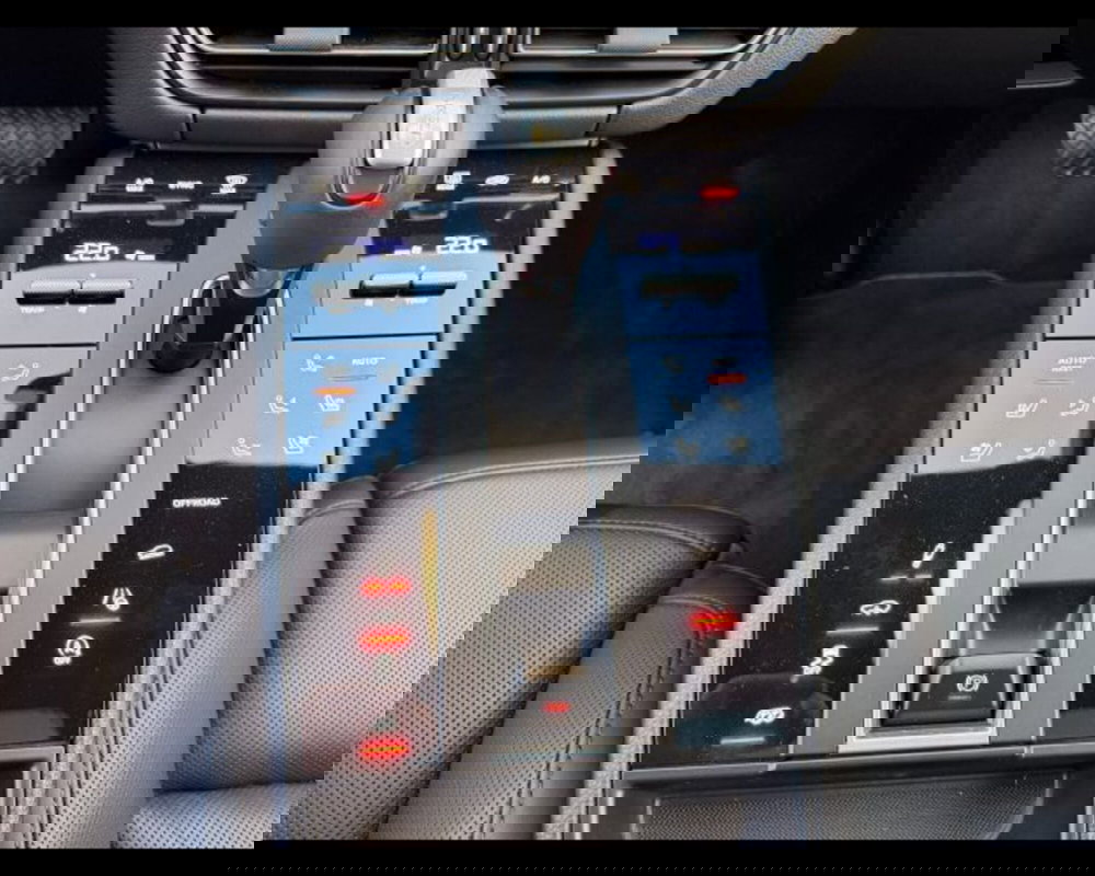 Porsche Macan usata a Treviso (16)