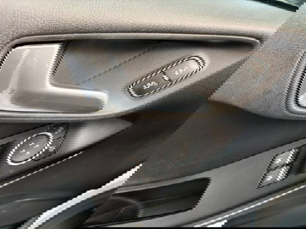 Ford Fiesta usata a Lodi (12)