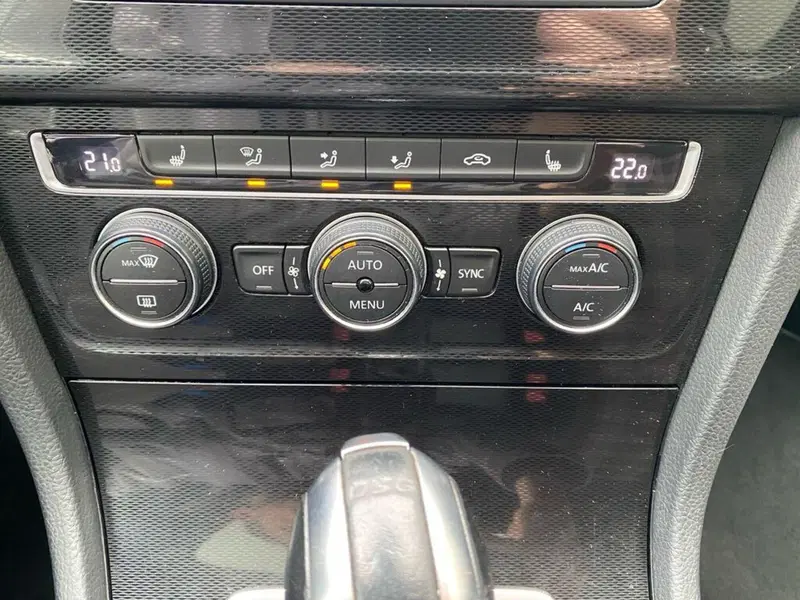 Volkswagen Golf usata a Torino (11)