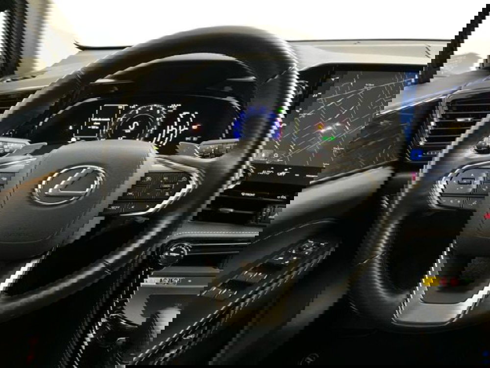 Lexus NX usata a Verona (11)