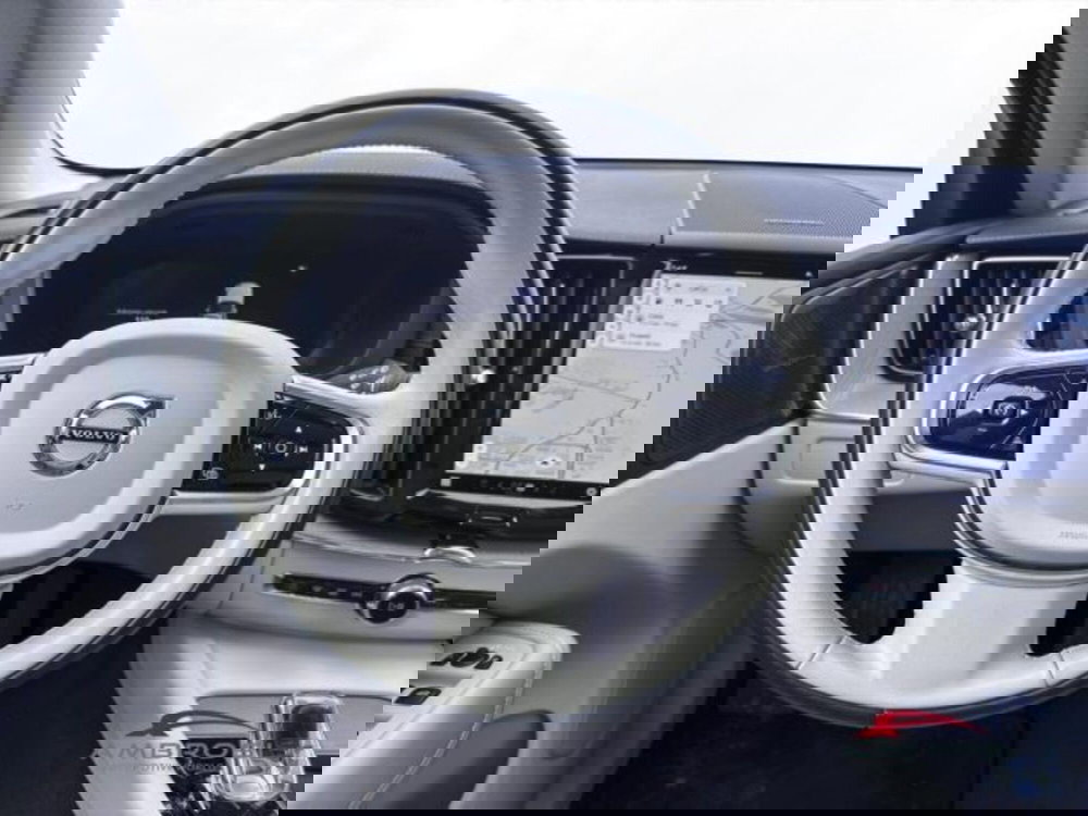 Volvo XC60 usata a Perugia (13)