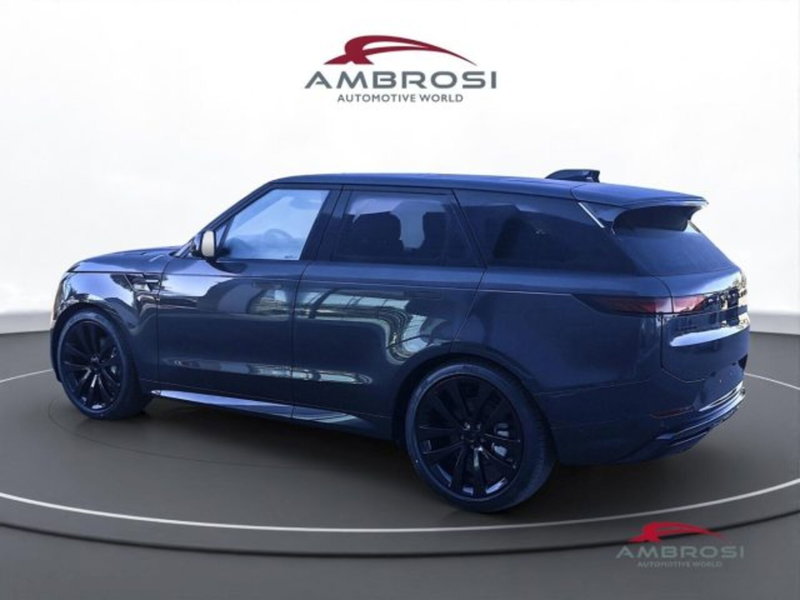 Land Rover Range Rover Sport nuova a Perugia (4)