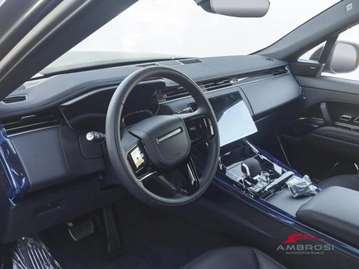 Land Rover Range Rover Sport nuova a Perugia (9)