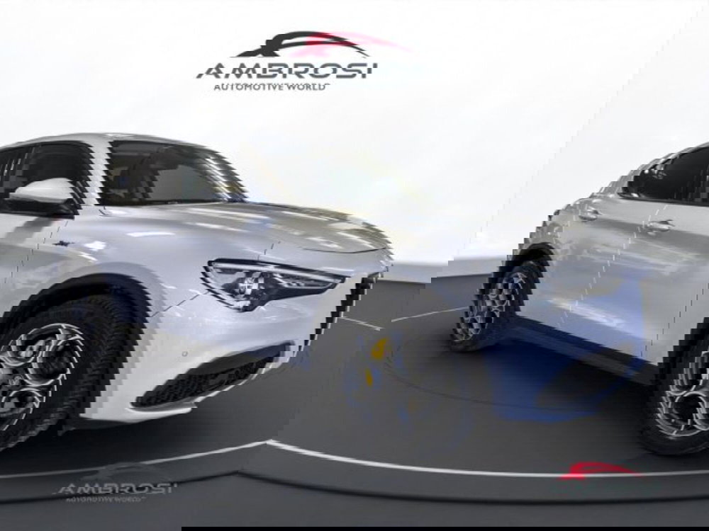 Alfa Romeo Stelvio usata a Perugia (2)