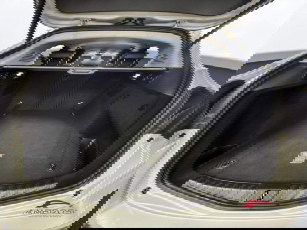 Alfa Romeo Stelvio usata a Perugia (9)