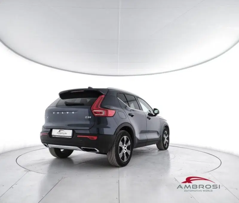 Volvo XC40 usata a Perugia (3)