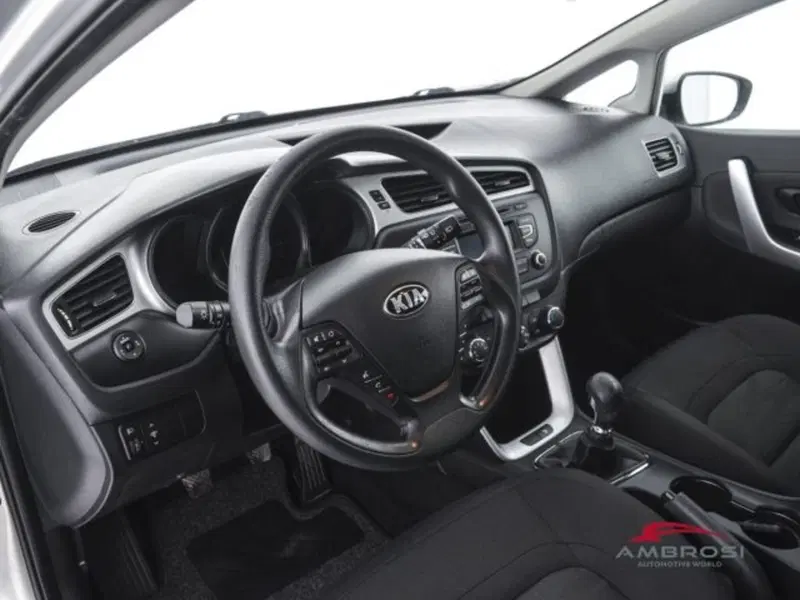 Kia Ceed usata a Perugia (8)