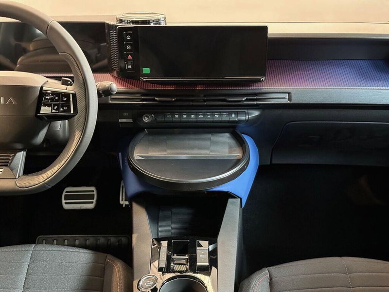 Lancia Ypsilon nuova a Sondrio (13)