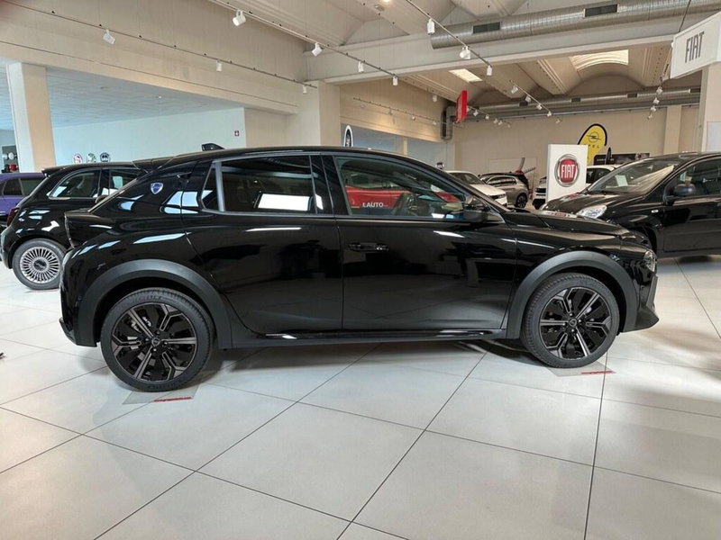 Lancia Ypsilon nuova a Sondrio (6)