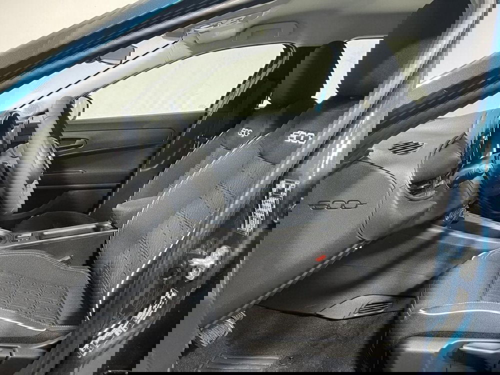 Fiat 600 nuova a Sondrio (10)