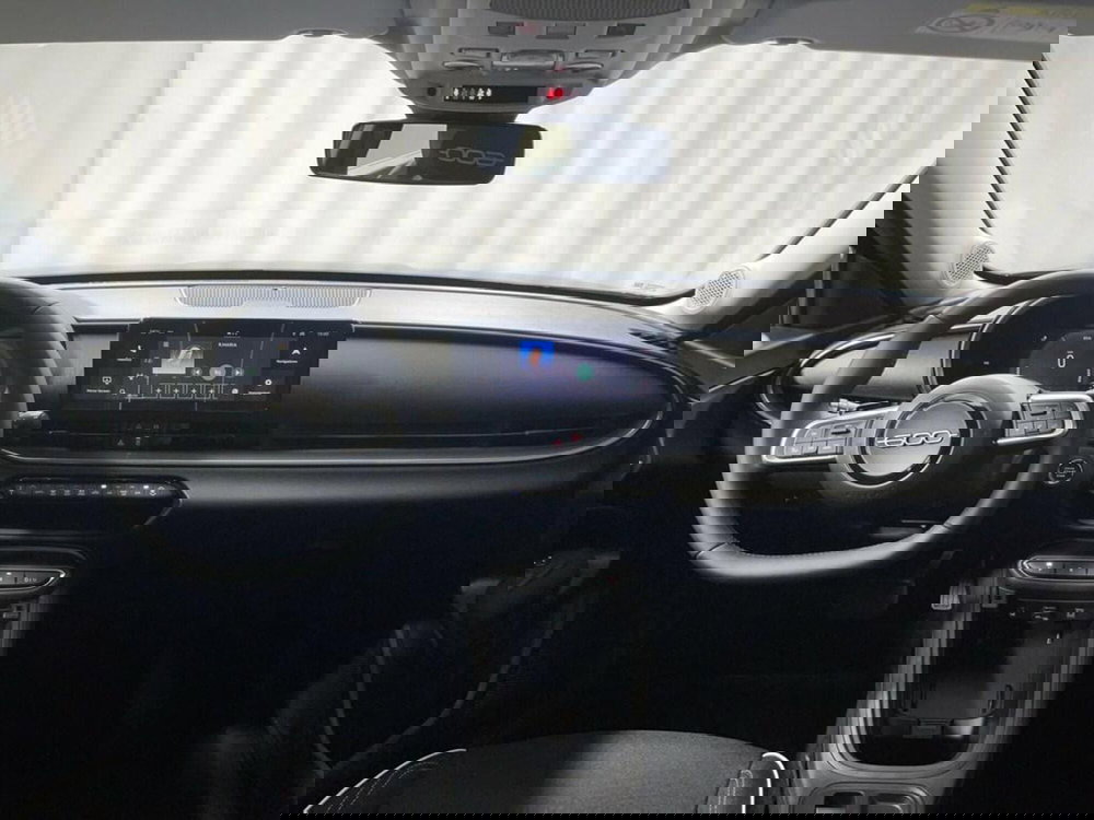 Fiat 600 nuova a Sondrio (12)