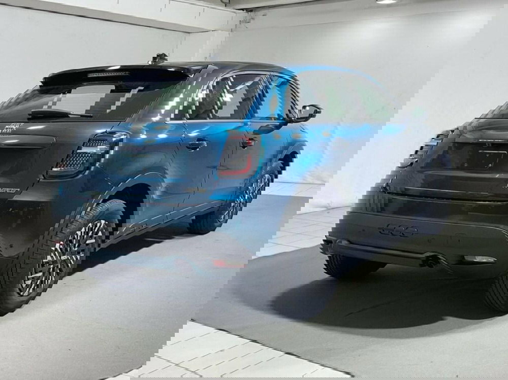 Fiat 600 nuova a Sondrio (5)