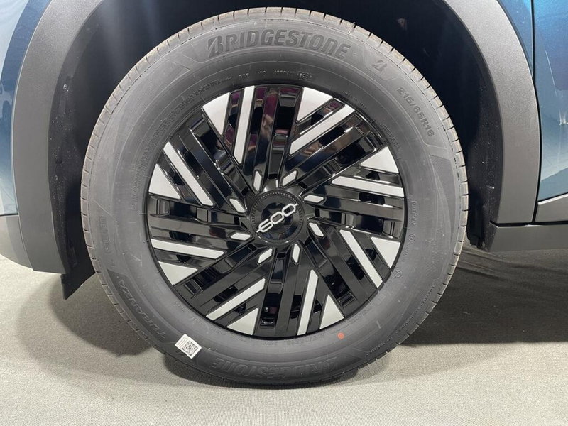 Fiat 600 nuova a Sondrio (9)