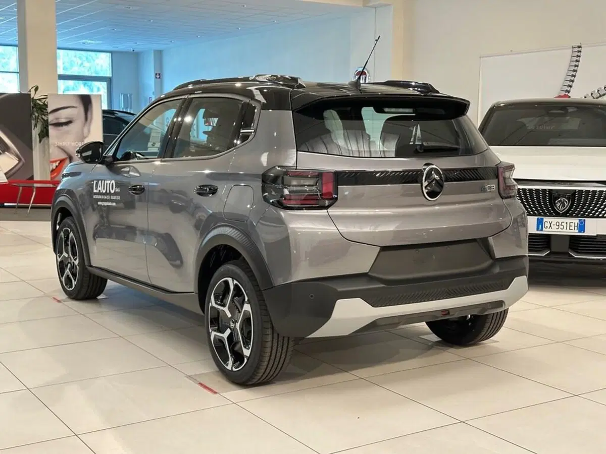 Citroen C3 Aircross nuova a Sondrio (3)