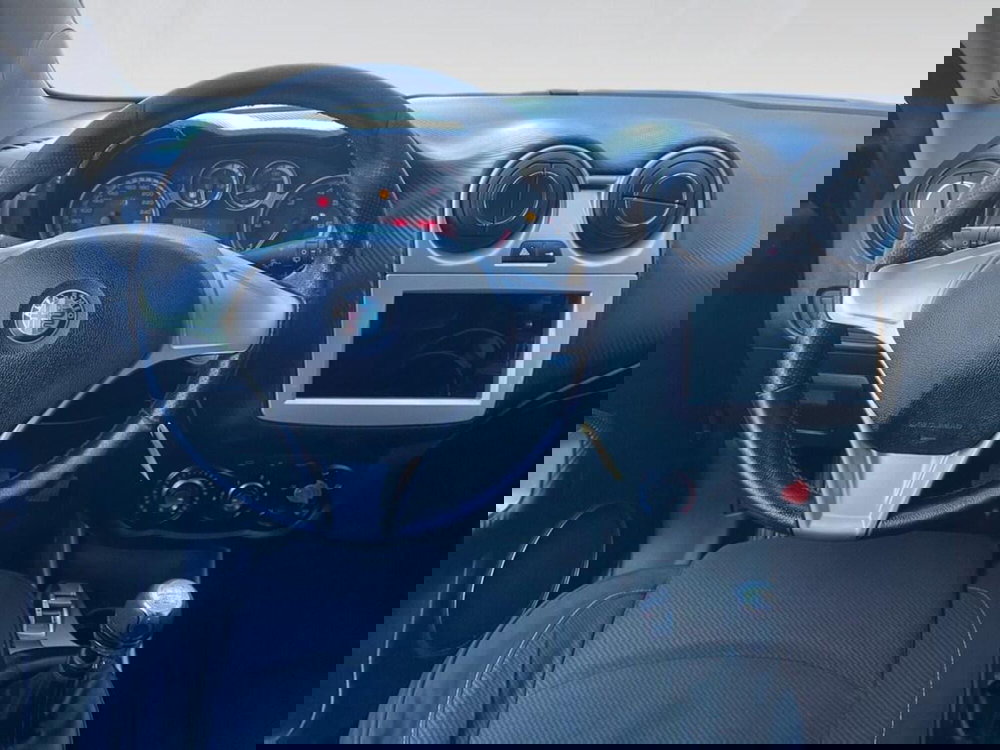 Alfa Romeo MiTo usata a Torino (11)
