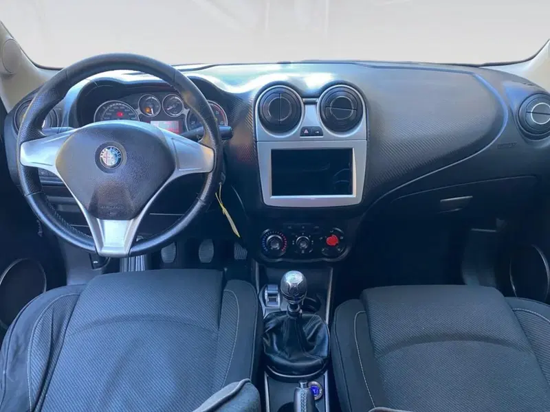 Alfa Romeo MiTo usata a Torino (5)