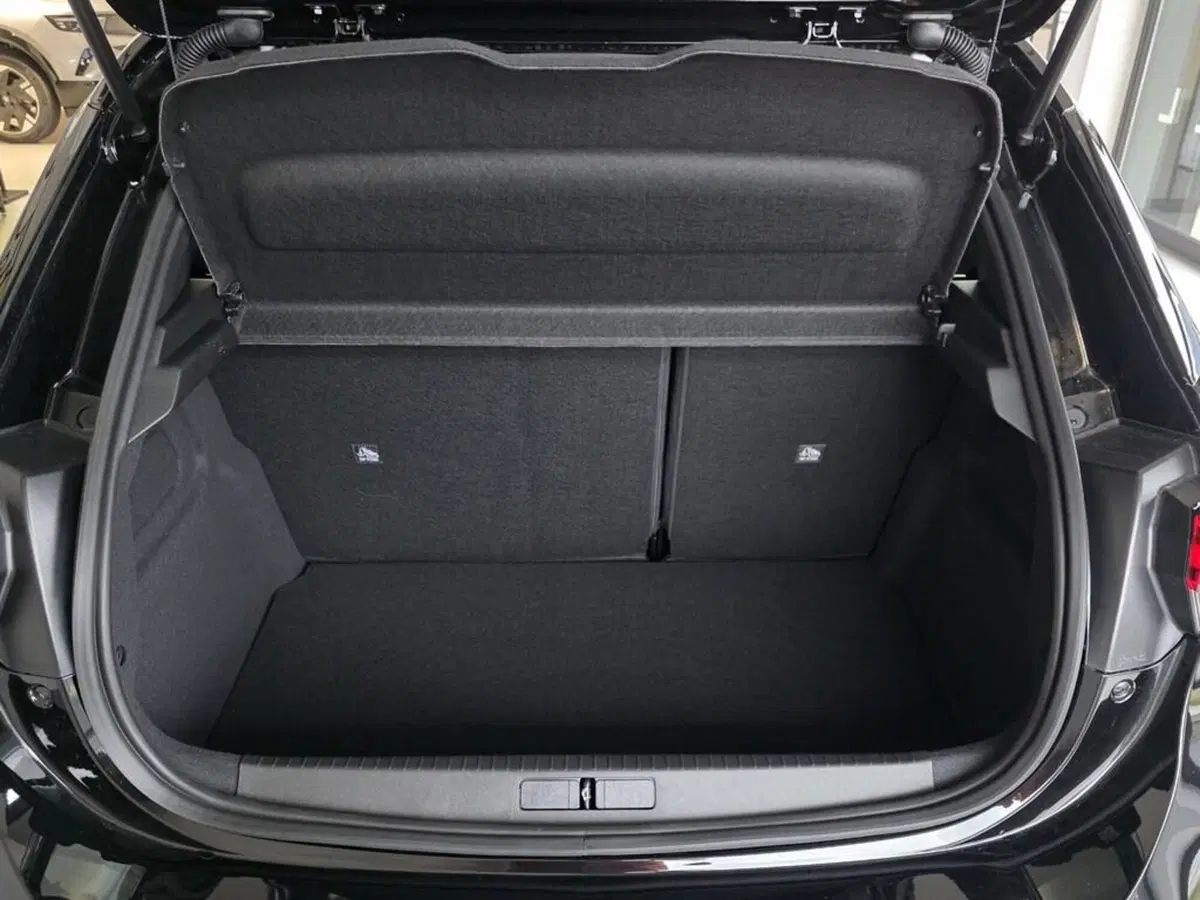 Opel Corsa nuova a Sondrio (15)