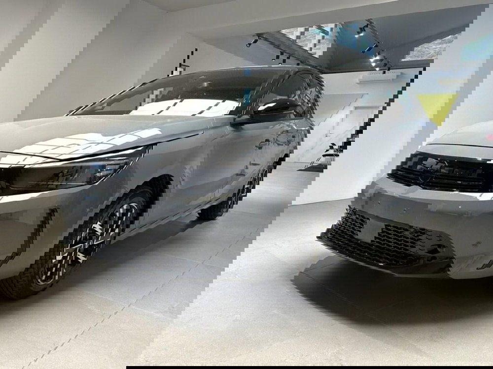 Opel Corsa nuova a Sondrio