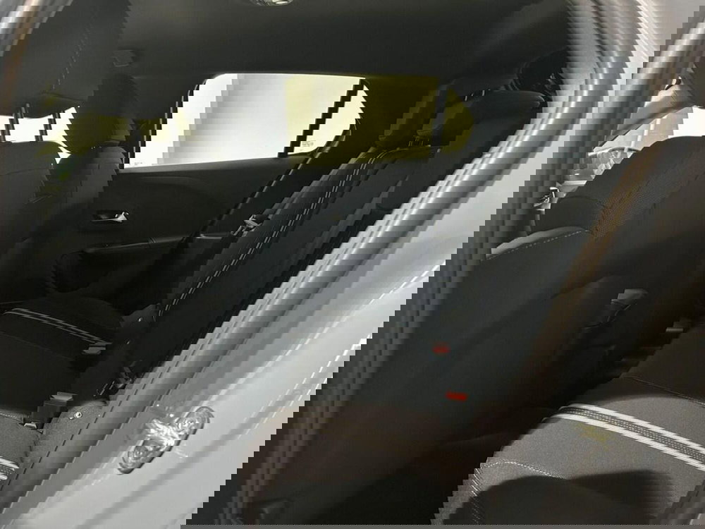 Opel Corsa nuova a Sondrio (10)