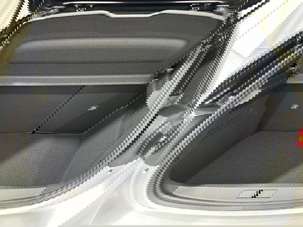 Opel Corsa nuova a Sondrio (15)