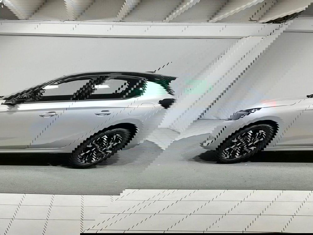 Opel Corsa nuova a Sondrio (4)