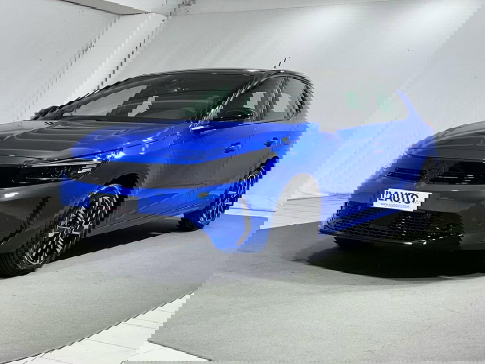 Opel Corsa nuova a Sondrio