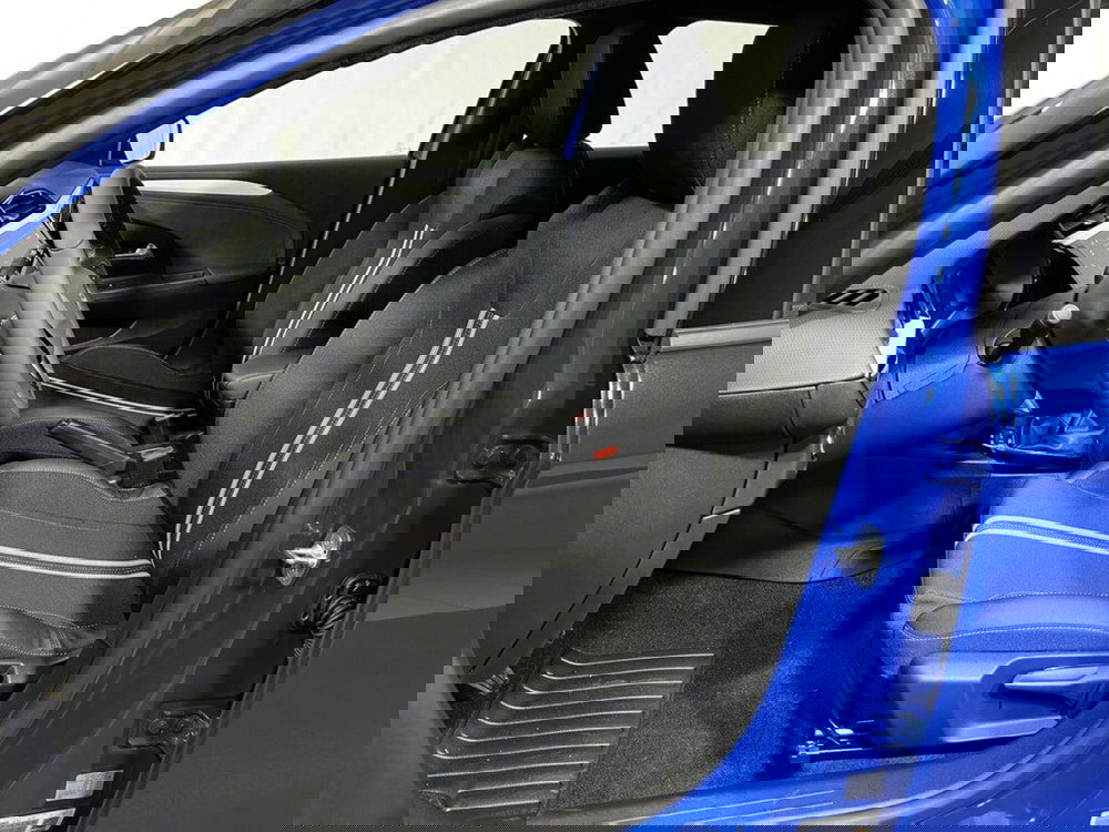 Opel Corsa nuova a Sondrio (10)