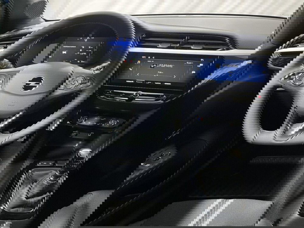 Opel Corsa nuova a Sondrio (14)