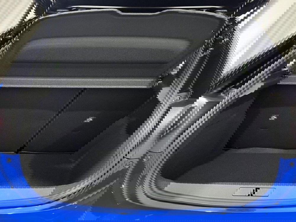 Opel Corsa nuova a Sondrio (15)