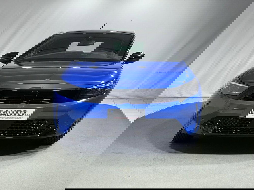 Opel Corsa nuova a Sondrio (8)